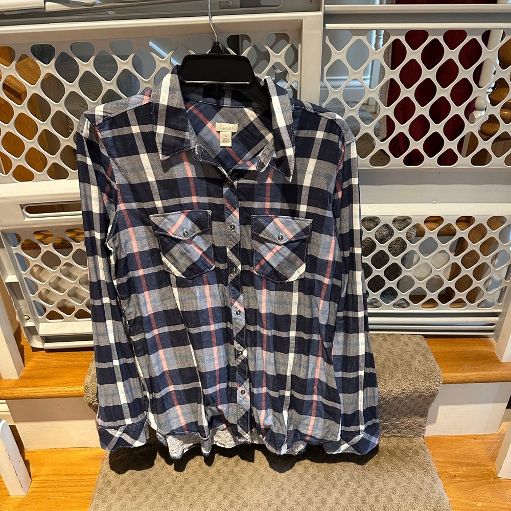 Hinge plaid shirt